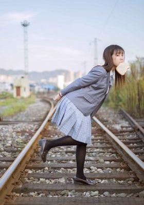 开元榴莲视频让你流连忘返_超清版蓝光版中文字幕包