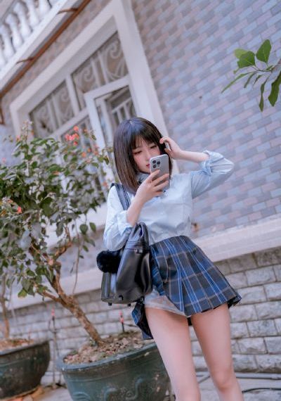 奇怪的她电影韩剧在线观看_高清版完整版未删减
