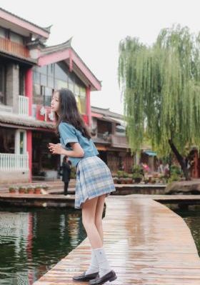 《湿濡的女人》在线_国产剧在线观看