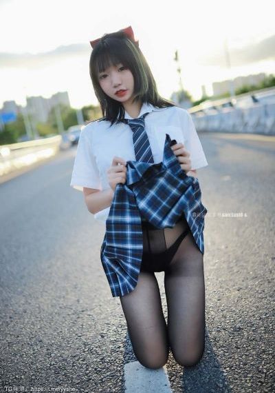 调教小男生抽打尿孔嗯啊视频_1080PBD在线观看